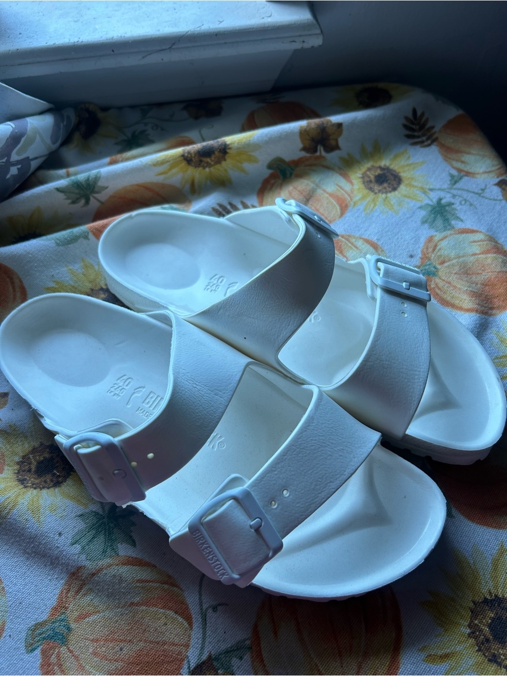 Birkenstocks white size 40